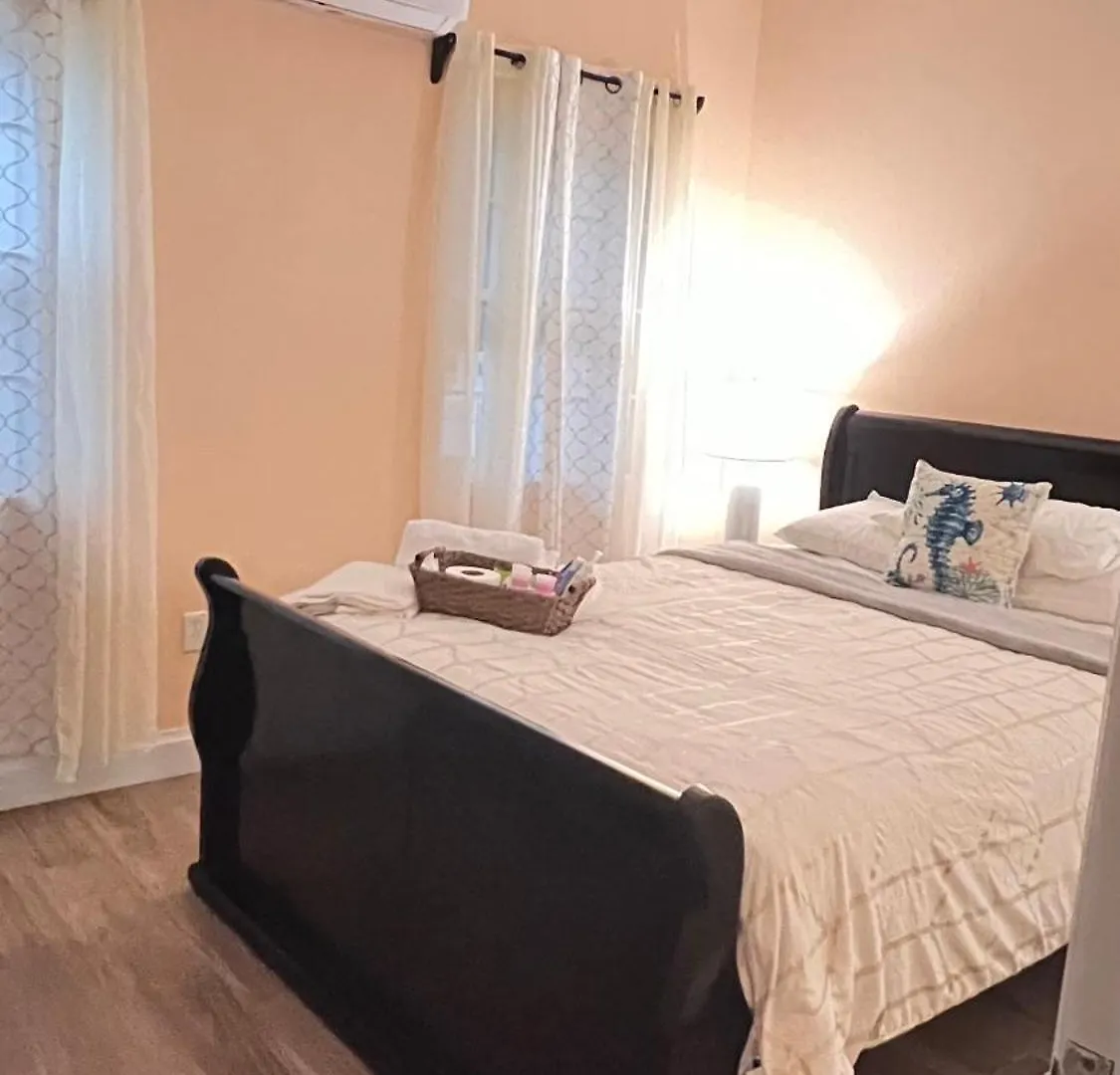 Apartment Lulu Cottage Basseterre