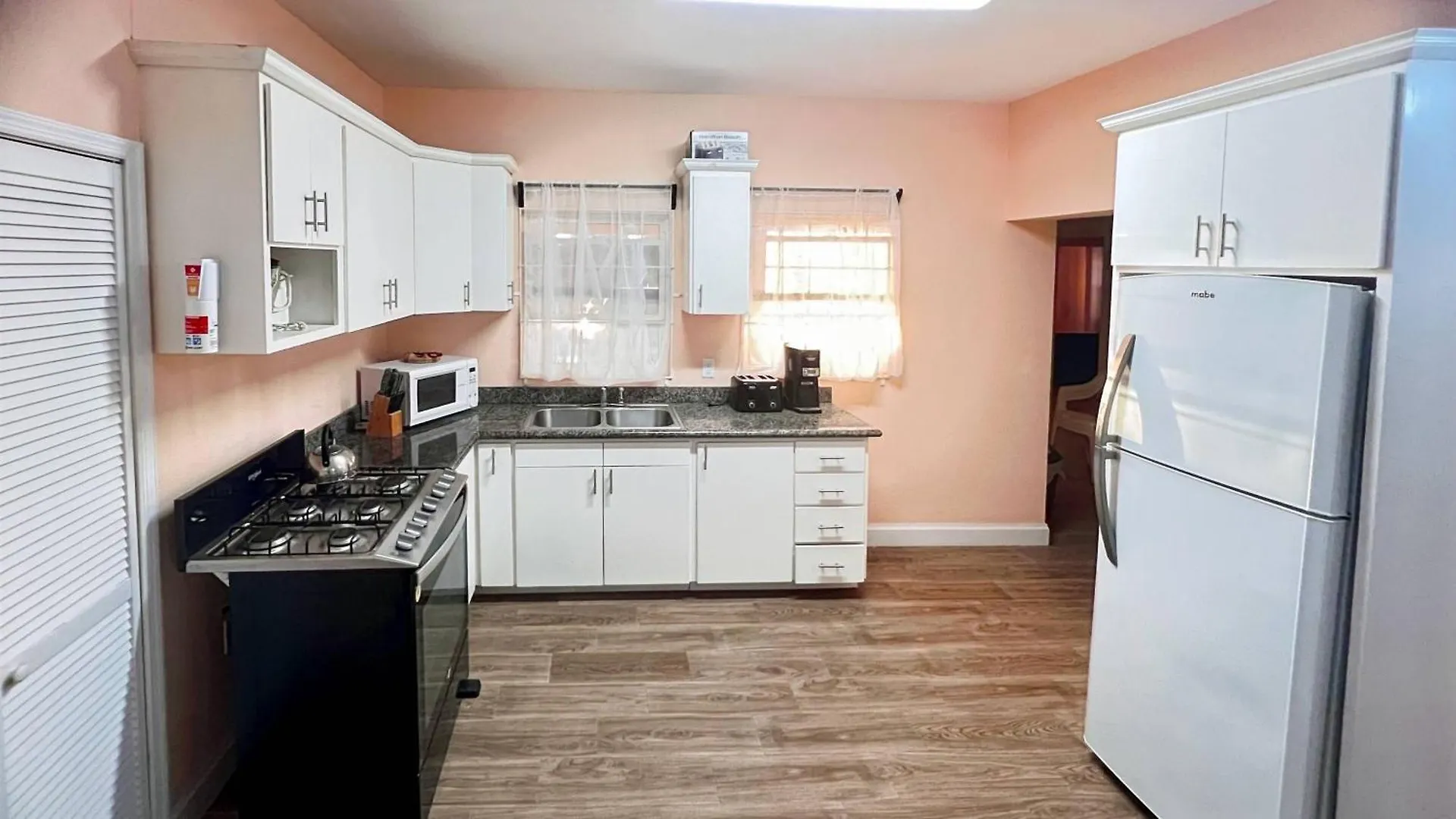 Lulu Cottage Basseterre Apartment